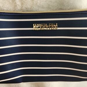 Kenneth Cole crossbody bag